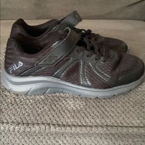 Fila Boys shoe.